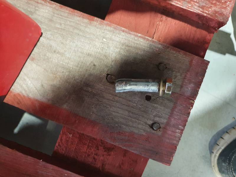 Analyse des causes de l'arrachement de fixation de protection