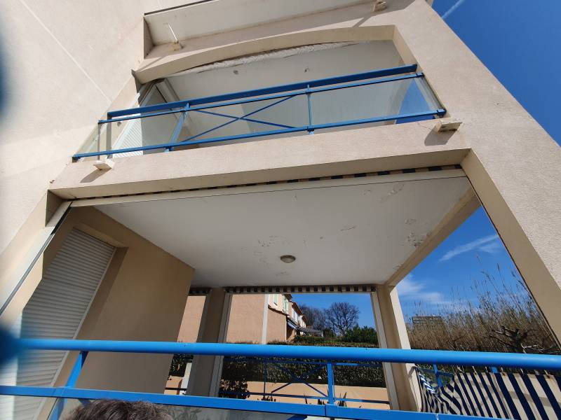 Obtenir la condamnation du promoteur à lever les réserves